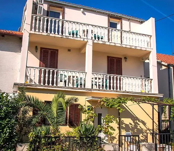 Apartments Anna